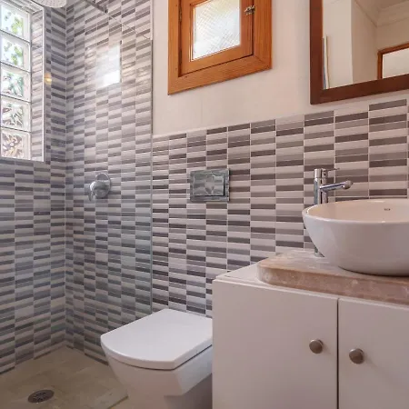Salom By Interhome